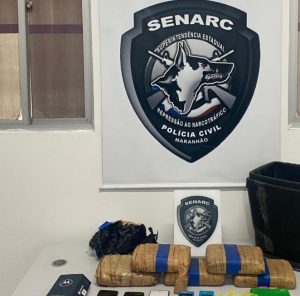 POLICIA CIVIL PRENDE MULHER COM CINCO TABLETES DE MACONHA EM