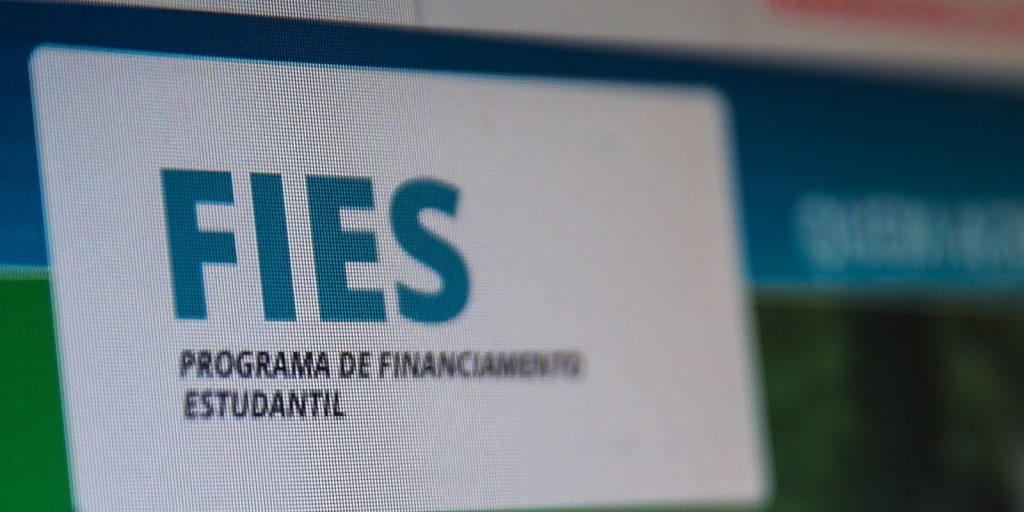 Fies abre inscrições para vagas remanescentes do primeiro semestre