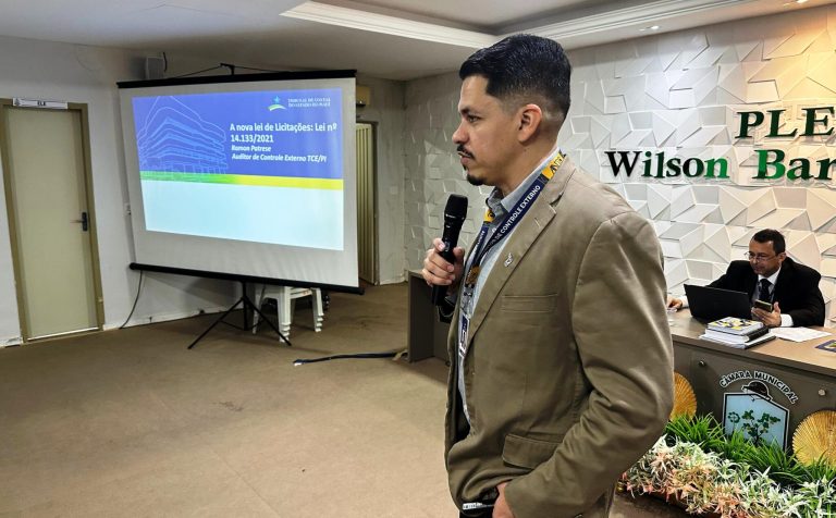 Tribunal de Contas do Piauí realiza treinamento em licitações para municípios do Vale do Sambito