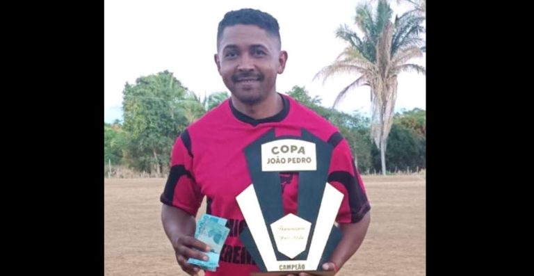 Jogador de futebol amador morre em colisão frontal entre moto e caminhão na BR-343, em Angical do Piauí