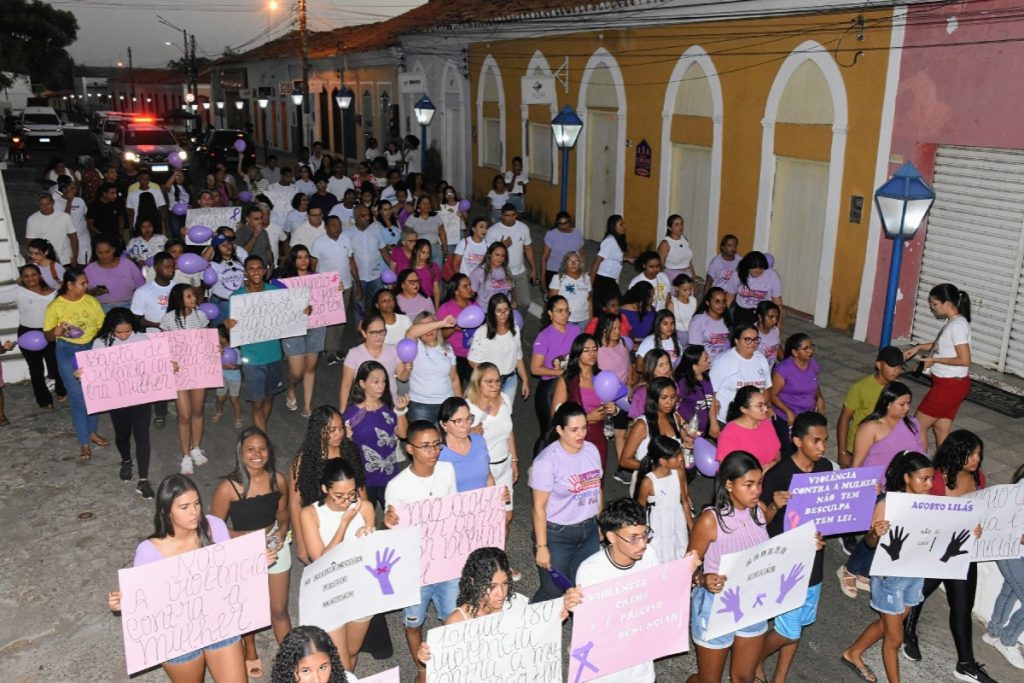 caminhada rompendo o silêncio em amarante