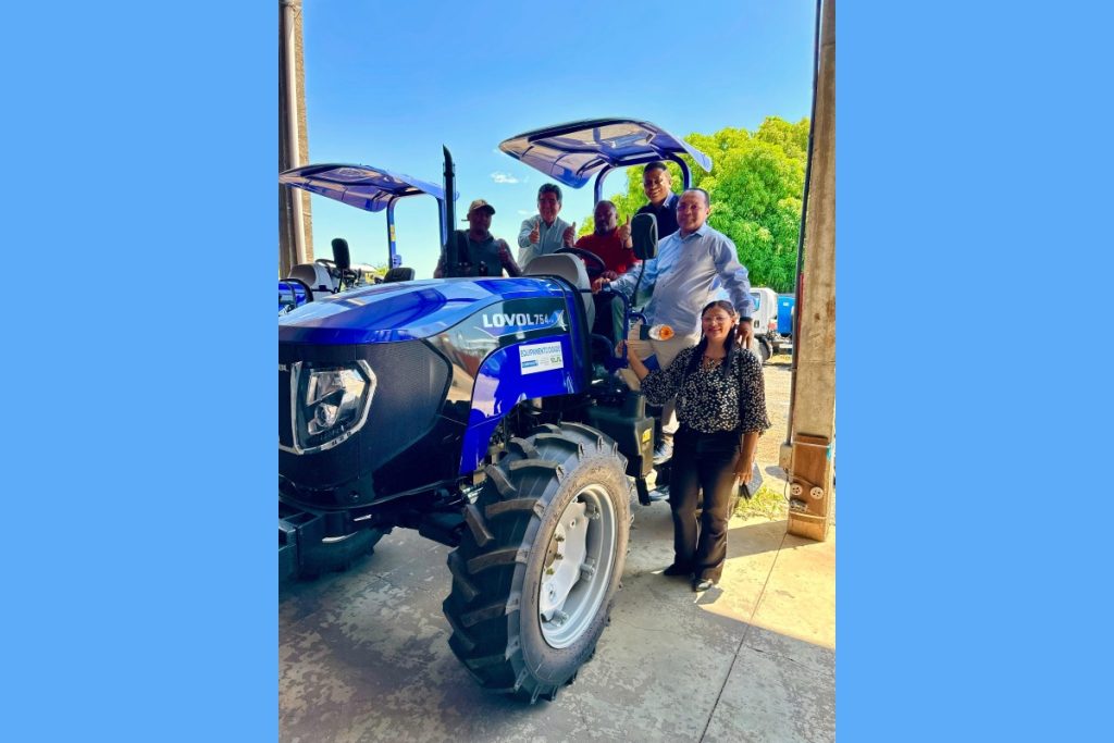 oito municípios com equipamentos e colmeias, visando modernizar o campo e impulsionar a renda dos produtores.