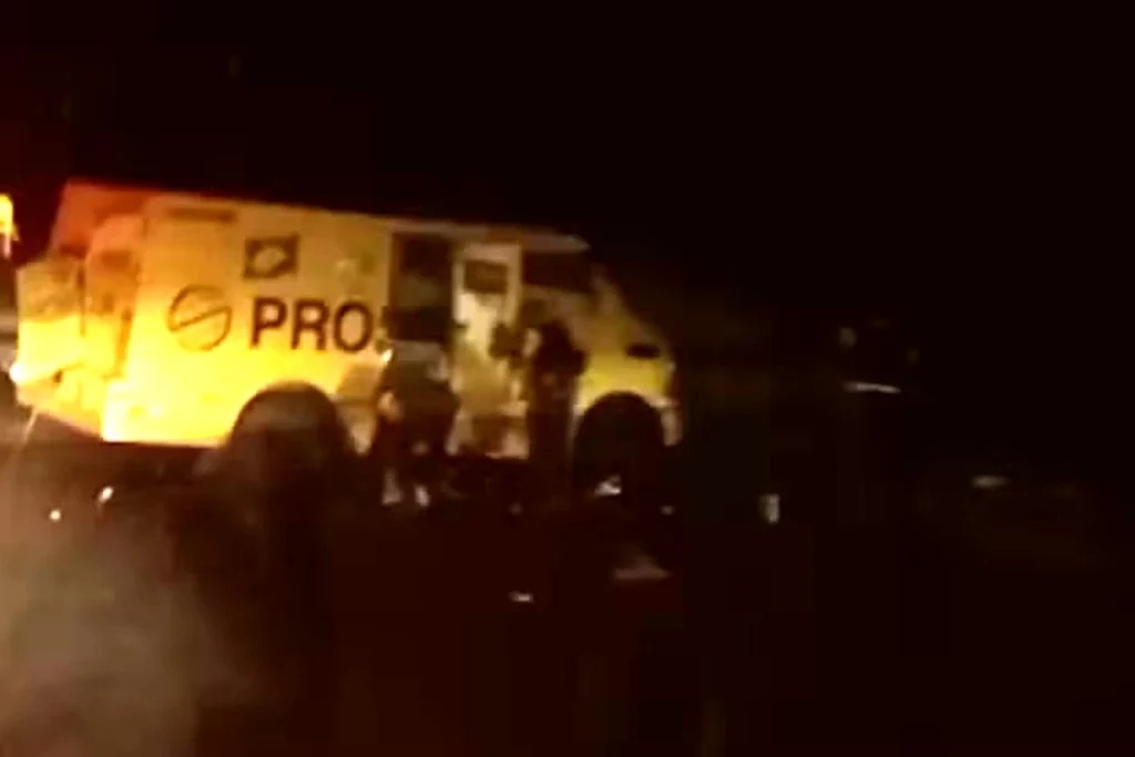 explosao de carro-forte em imperatriz