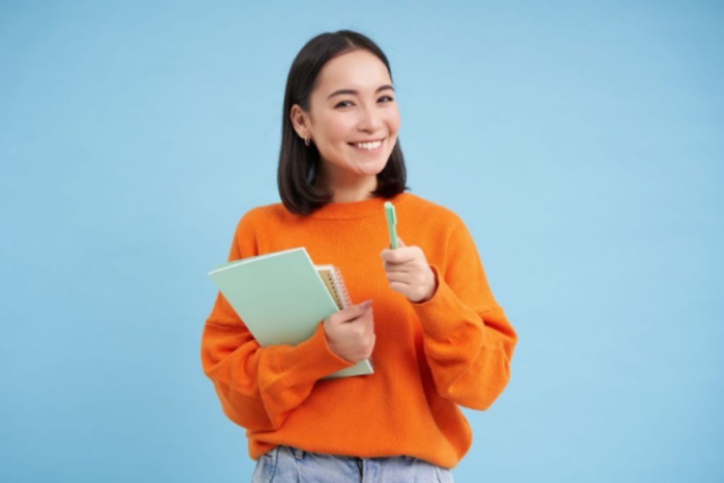 A primeira e mais importante estratégia para quem deseja comprar histórico escolar com segurança é verificar se a instituição de ensino que emite o documento é credenciada pelo MEC.