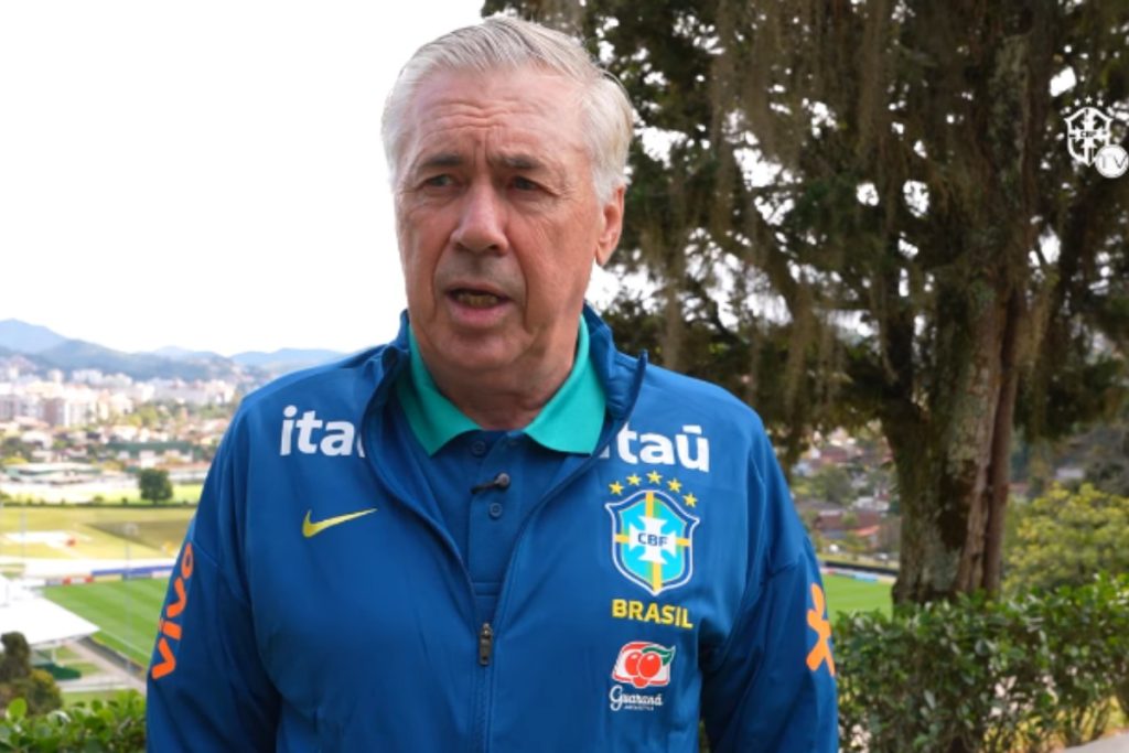 Ancelotti decide escalação com mudanças na defesa e ataque