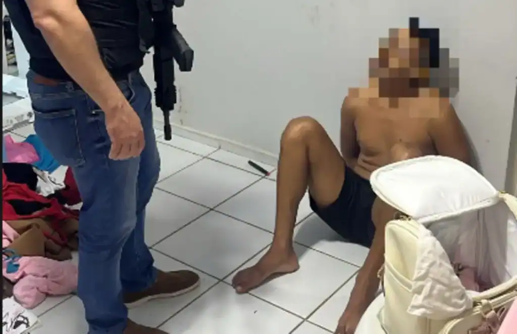 Policiais da DENARC e PM em operação contra o tráfico de drogas em Teresina