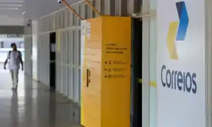 Ministros do Tribunal Superior do Trabalho (TST) em sessão de julgamento sobre o dissídio coletivo da greve dos Correios.