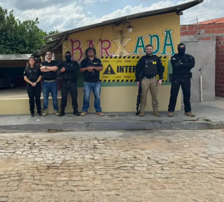 Operação em São Gonçalo do Piauí e Angical resulta em interdição de bar e prisão por roubo qualificado