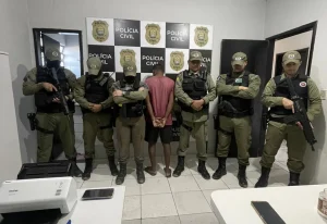 Policiais militares e civis prendem 'Negueba', líder de organização criminosa, em Nossa Senhora dos Remédios, Piauí.
