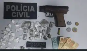 Maconha, cocaína, arma de fogo, munição e dinheiro apreendidos pela Polícia Civil em Água Branca.