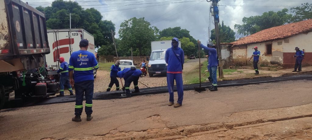 Prefeitura de Amarante inicia pavimentação asfáltica com emenda estadual 3 1000812410