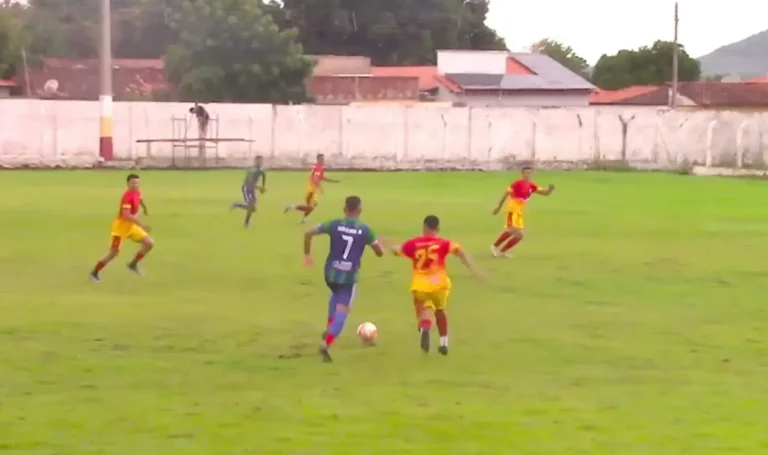 Pastos Bons vence Jatobá no fim e abre vantagem na final da Copa Médio Sertão