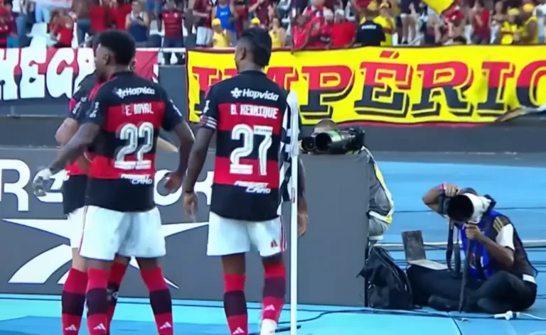 Flamengo vence Botafogo e avança à semifinal do Carioca com decisões táticas de Filipe Luís