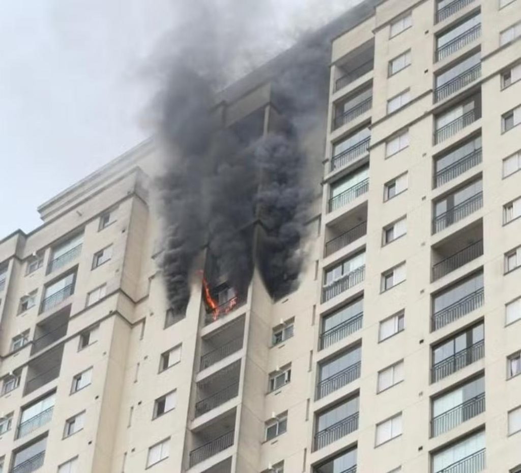 Homem morre em incêndio no 17º andar de prédio em São Bernardo do Campo 1 whatsapp image 2026 02 01 at 09