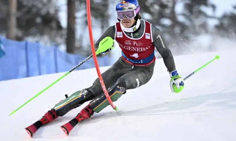Lucas Pinheiro Braathen vence slalom gigante na Copa do Mundo de esqui alpino