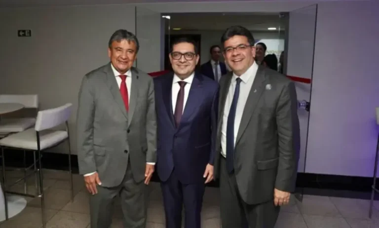 Piauiense Joaquim Bezerra assume presidência do Conselho Federal de Contabilidade