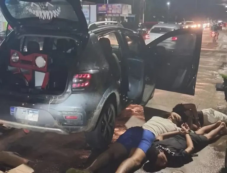 Motorista de aplicativo pula de carro em movimento durante assalto em Paço do Lumiar; três são presos