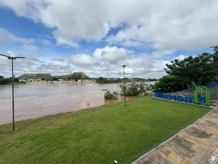 Prefeitura de Amarante alerta ribeirinhos para aumento da vazão do Rio Parnaíba